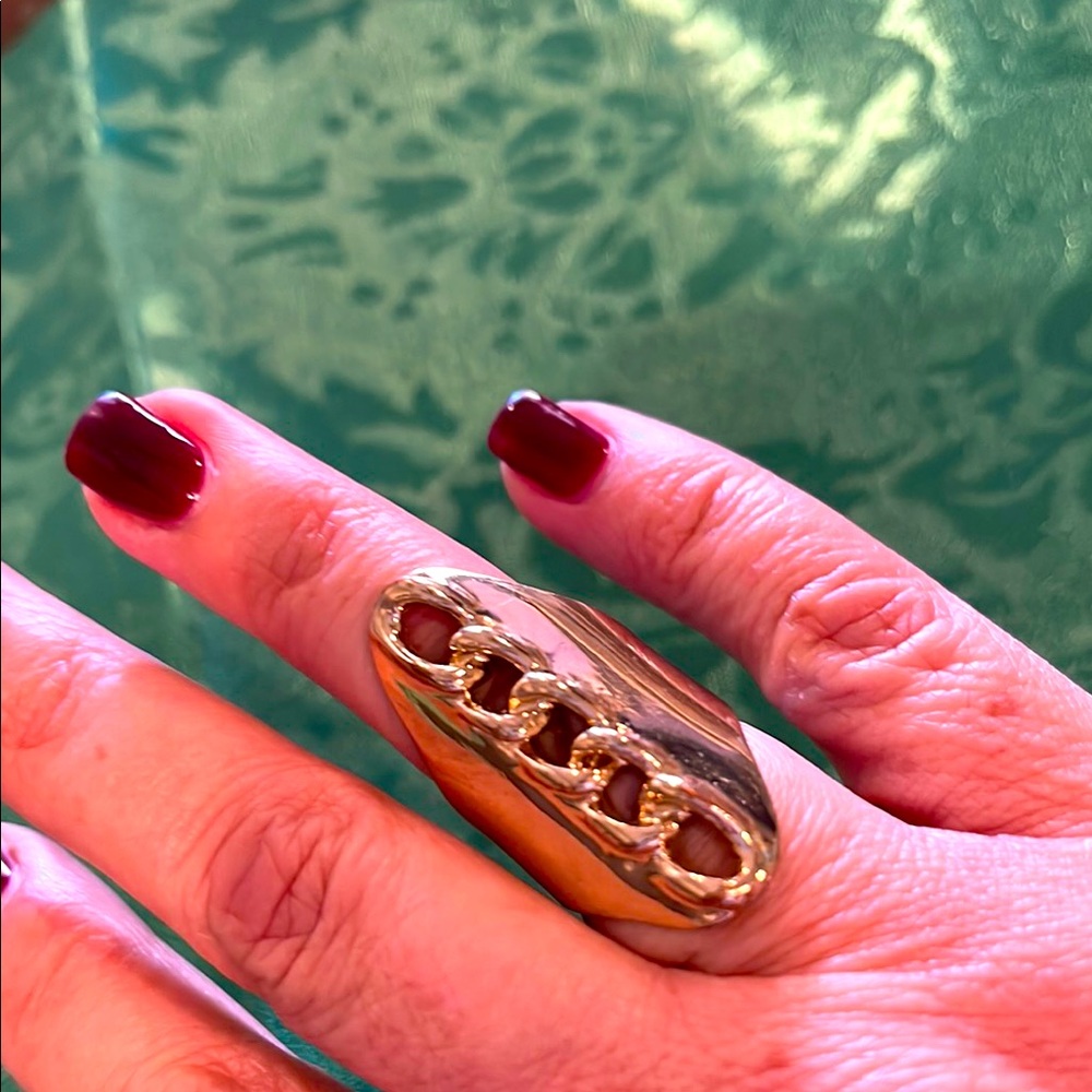 Gold Chain Ring size 7